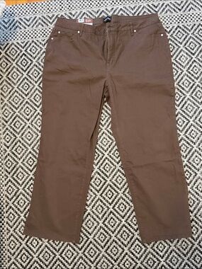 NWT Edikted X Maren Morris Women’sBrown Straight Chinos 🧳